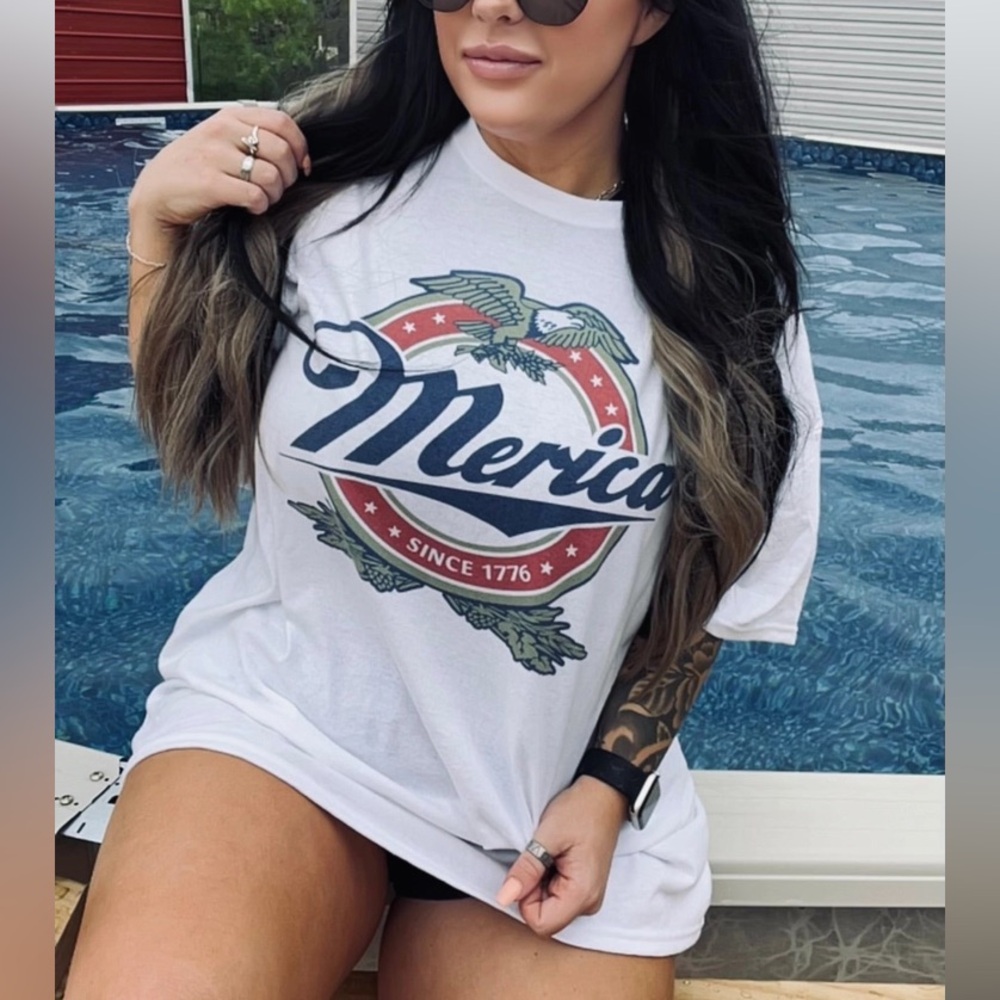 Heather grey Graphic T-Shirt with Eagle Design- Merica Patriotic Tee